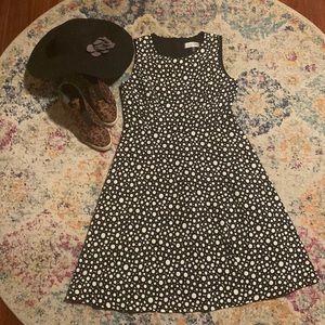 Gorgeous black and white circles a-line dress.